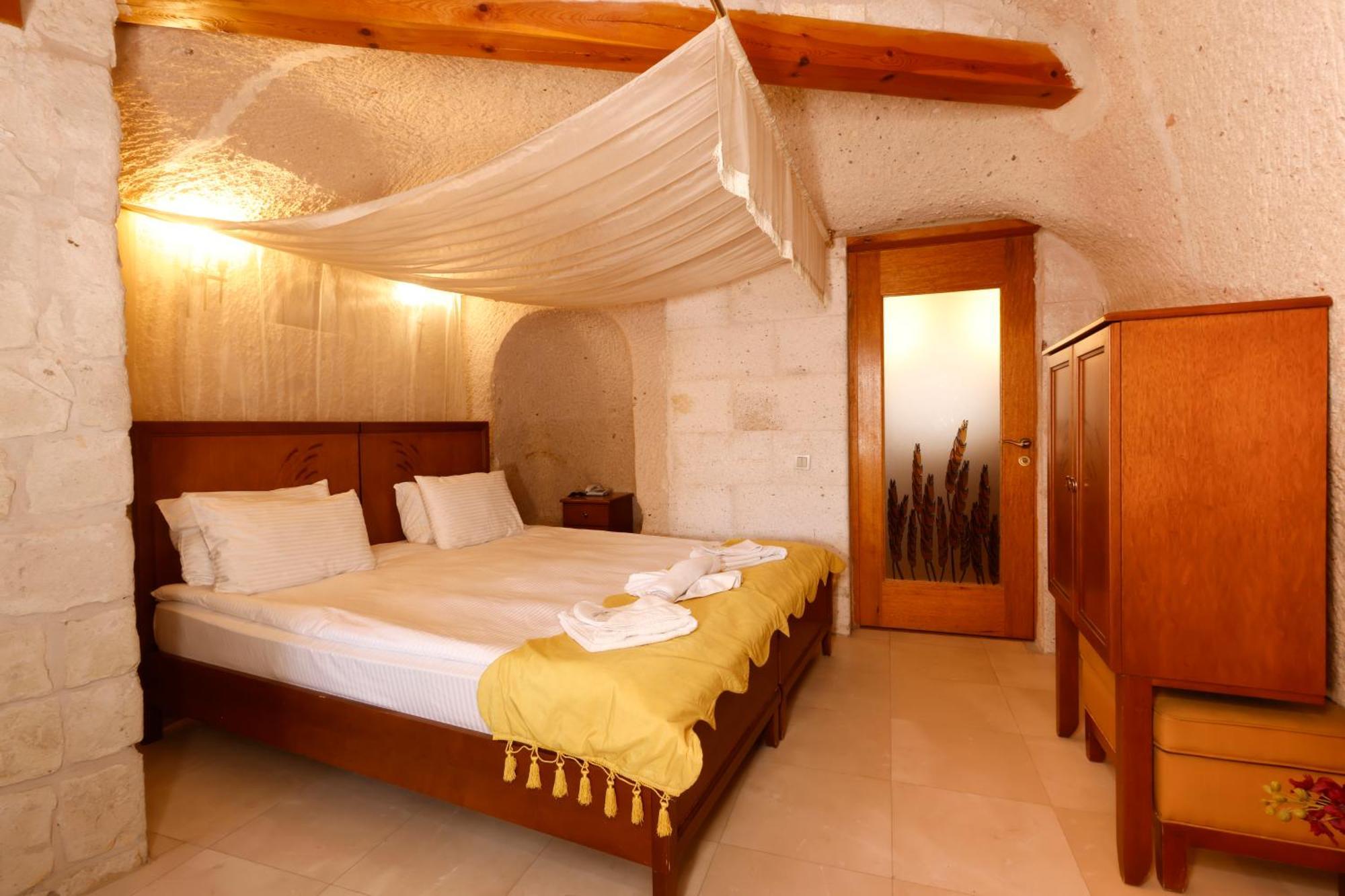 Anatelein Cave Hotel Учисар Экстерьер фото
