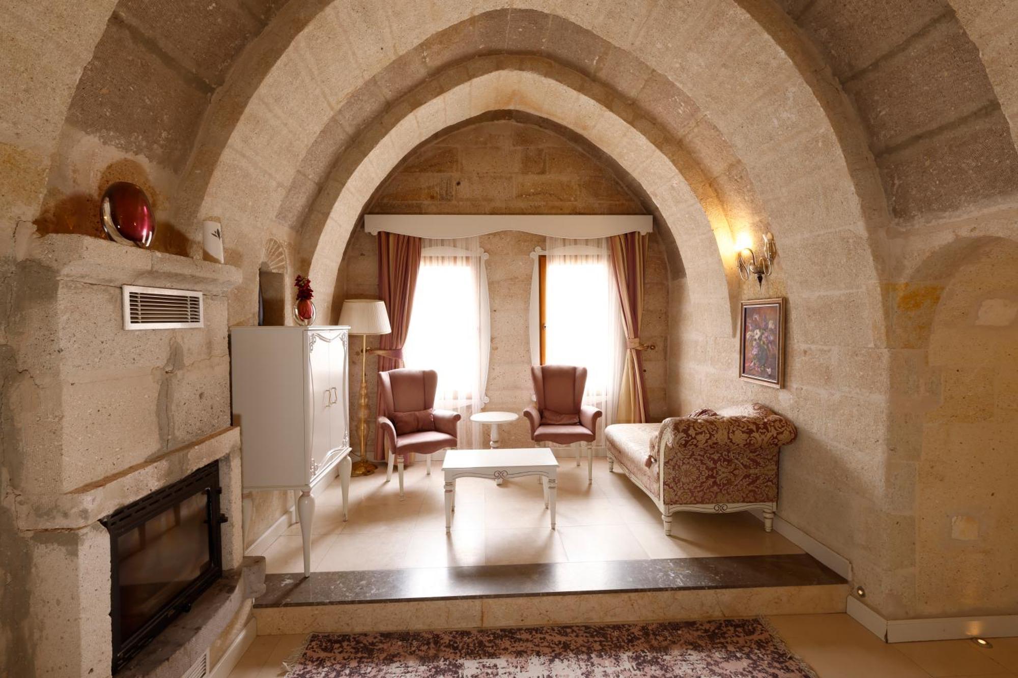 Anatelein Cave Hotel Учисар Экстерьер фото
