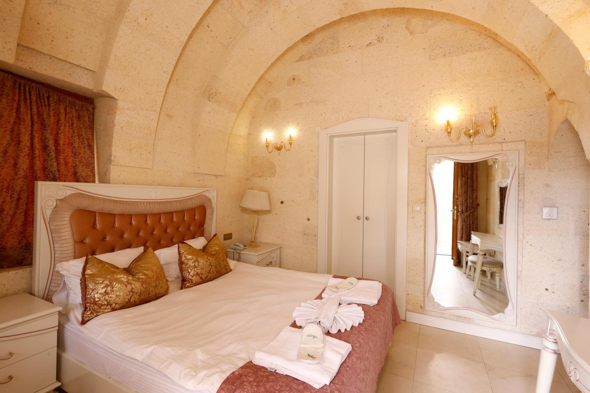Anatelein Cave Hotel Учисар Экстерьер фото